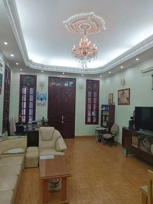 Nhà nát khu VIP gần Him Lam, giá tốt - Xây mới sang trọng ngay lập tức